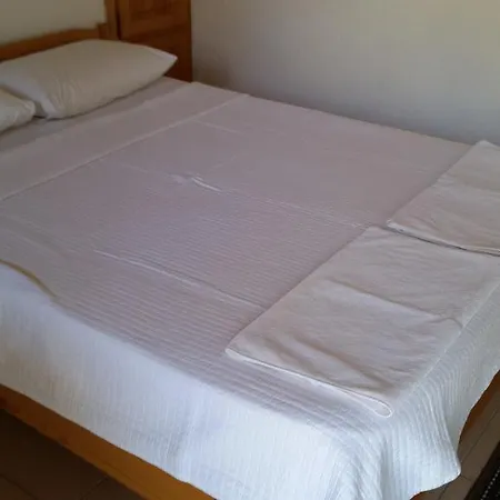 Bed & Breakfast George House