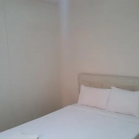 George House Faralya