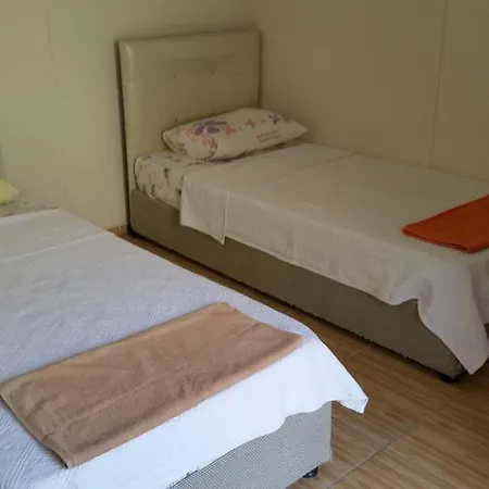 George House Bed & Breakfast *